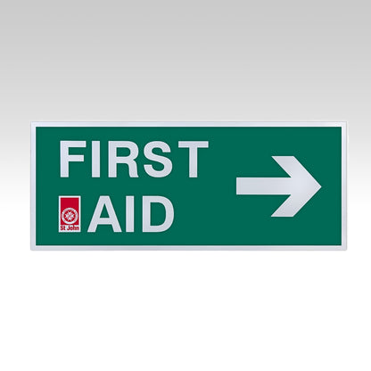 FIRST AID SIGN POLY WITH RIGHT ARROW