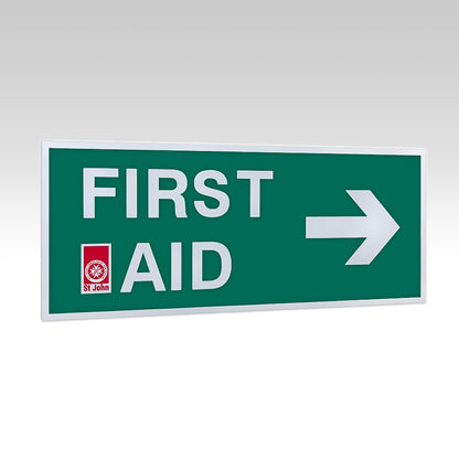 FIRST AID SIGN POLY WITH RIGHT ARROW